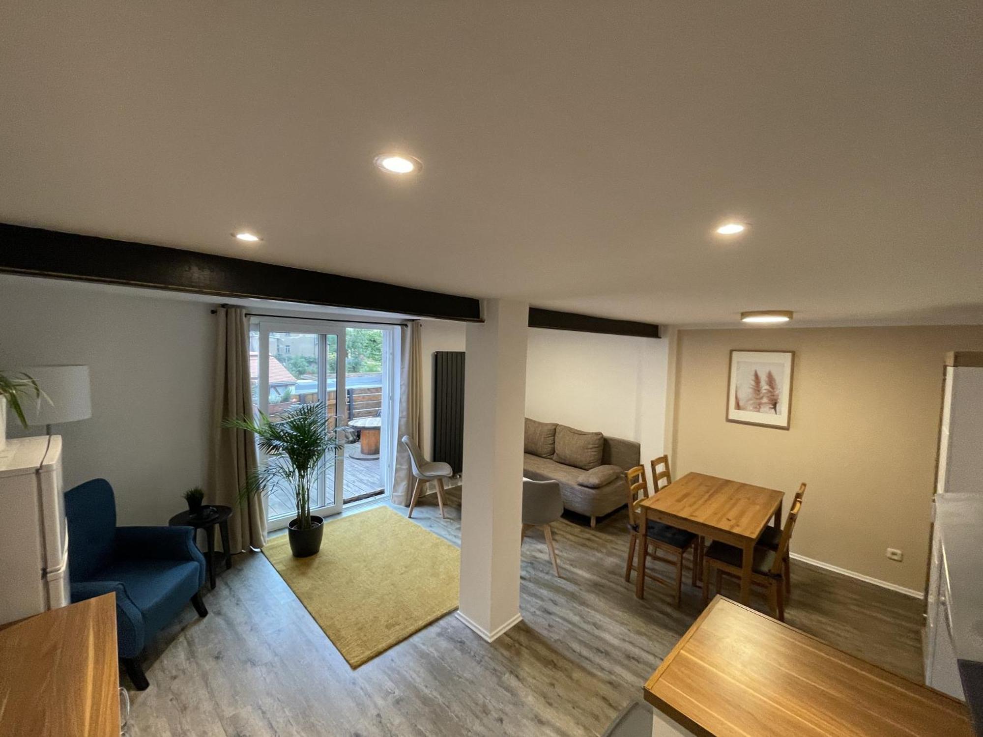 Ferienwohnung Happynest เยนา ภายนอก รูปภาพ